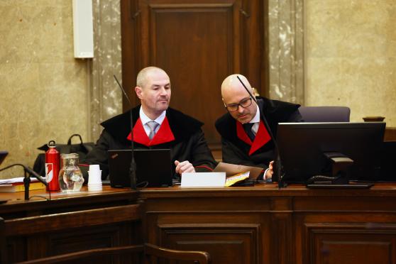 Die Staatsanw&auml;lte Roland Koch und Gregor Adamovic im Kurz-Prozess.